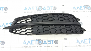 Решетка переднего бампера левая Audi A6 C7 12-15 без радара, s-line, структура, песок