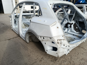 Кузовная часть автомобиля Audi Q5, на фотографии видно качественное состояние задней левой четверти без видимых дефектов.