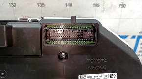 Качество разъемов с точки подключения, щиток приборов Toyota с маркировкой DENSO.