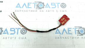 Фишка на пассажирское сидение Audi A6 C7 12-17 красная