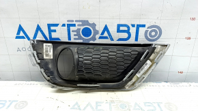 Решетка бампера левая Jeep Compass 17-21 под птф с молдингом хром, царапина, песок