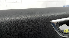 Задняя часть обшивки двери передней левой Ford Edge 2015-2024, демонстрация внутреннего устройства.