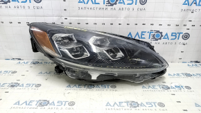 Фара передняя правая в сборе Ford Escape MK4 20-22 LED, царапины, трещина, полез лак