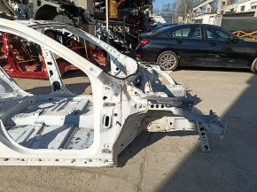 Четверть передняя правая Ford Escape MK4 20-22 тип 1 на кузове, белая
