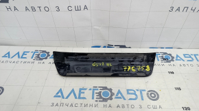 Накладка порога внешняя задняя левая Audi Q5 80A 18-19 черная, царапины