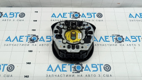 Подушка airbag с видимыми царапинами на Jeep Grand Cherokee 2014-2018