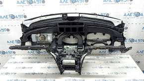 Торпедо передняя панель с AIRBAG Jeep Grand Cherokee WK2 14-21 черная, с накладками