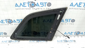 Царапины на молдинге форточки Audi Q7 2016-2026