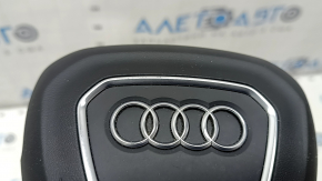 Подушка безопасности airbag в руль водительская Audi Q7 16-20 черная, потерт хром