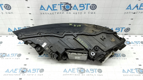 Фара передняя правая в сборе Audi Q7 16-19 LED, песок, потерта, полез лак