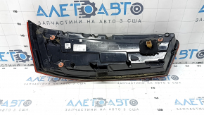 Фонарь правый Audi Q7 16-19 царапины