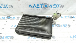 Випарник Jeep Grand Cherokee WK2 11-21 із клапаном