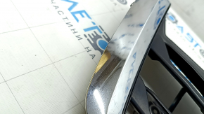 Решетка радиатора grill нижняя Subaru Forester 17-18 SJ песок