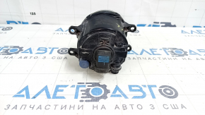 Противотуманная фара птф левая Toyota Prius V 12-14 мутное изнутри, песок