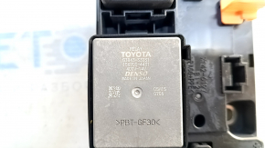 Блок реле Toyota Venza 21-