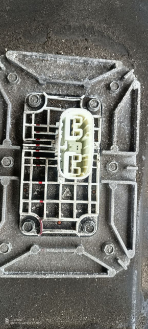 Батарея аккумуляторная в сборе Nissan Leaf 13-17 79,7%