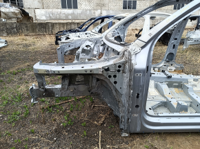 Чверть передня ліва Audi Q7 16-26 на кузові, срібло