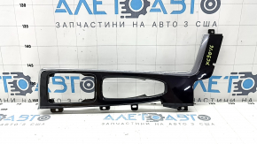 Накладка центральной консоли верхняя Volvo XC90 16-22 T5, T6, черный глянец, царапины