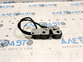 Замок капота VW Tiguan 09-17 с датчиком