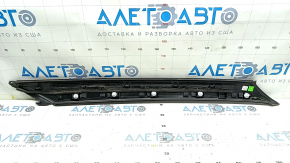 Стекло лобовое / заднее с мелкими дефектами, подходит для Nissan Rogue 2021-2026.