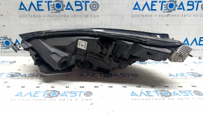 Фара передняя правая Tesla Model 3 18-20 LED грязь внутри