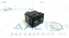 Кнопка открытия двери багажника Nissan Rogue 21-26 с блокировкой