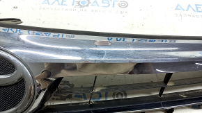 Решетка радиатора grill Toyota Avalon 13-15 3.5 с эмблемой, песок
