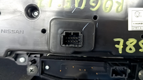 Управление климат-контролем Nissan Rogue 17-20 auto, полез хром, царапины