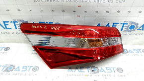 Ліхтар зовнішній крило лівий Toyota Avalon 13-15 без кріплення, немає фрагмента скла, подряпини