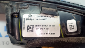 Фонарь внутренний дверь багажника центральный Volkswagen ID.4 23-26 с эмблемой