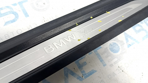 Накладка порога передняя левая наружная BMW 3 F30 12-18 черная с хромом, царапины