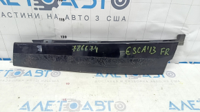 Накладка дверей збоку передня права Ford Escape MK3 13-19 чорний глянець, подряпини