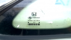 Маркировка стекла Honda Insight, показывает оригинальность детали.