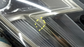 Фара передняя левая в сборе Audi A4 B9 17-19 ксенон+LED, песок