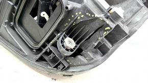 Фара передняя правая Mercedes W213 E 17-19 LED, без блока, сломан корпус, сломано крепление