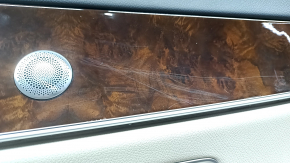 Деталь с царапинами на вставке под дерево, оригинальная дверь для Mercedes E-class W213.