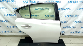 Двері в зборі задні права Infiniti Q50 14-20 білий QAB