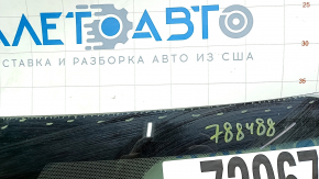 Лобовое стекло Infiniti Q50 15-21 под датчик дождя, без камеры, PGW, скол, воздух по кромке