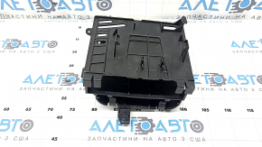 Кронштейна магнитофона радио Audi Q7 4L 10-15