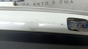 Бампер задний голый нижняя часть Audi Q7 4L 10-15 белый, без заглушек и накладки, с молдингами, царапины