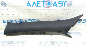 Накладка передньої стійки верхня ліва Volvo XC90 16-26 чорна, подряпини