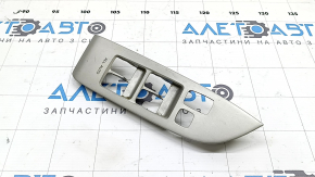 Накладка управления стеклоподъемниками передняя левая Lexus RX300 RX330 RX350 RX400h 04-08 серая, царапины