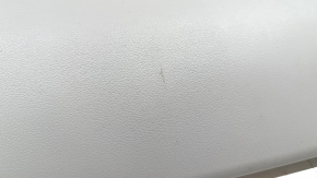 Накладка водительского сидения передняя Lexus RX300 RX330 RX350 RX400h 04-09 серая, царапина