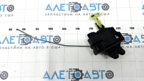 Замок кришки багажника Toyota Camry v40