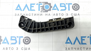 Кріплення переднього бампера ліве Toyota Camry v40 зламана клямка