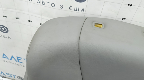 Обшивка сиденья Toyota Camry 2007-2011, показаны мелкие следы использовани.