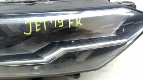 Фара передняя правая VW Jetta 19-26 в сборе LED, песок