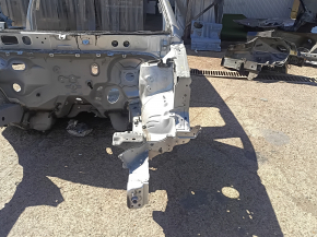 Четверть передняя левая кузова Lexus RX300 RX330 RX350 RX400h, в хорошем состоянии.