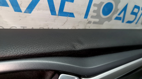 Обшивка двери карточка передняя правая Ford Fusion mk5 13-14 черн с черн вставкой ткань, подлокотник кожа, молдинг серый глянец, вмятины
