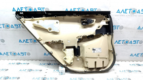 Вид задней правой двери Toyota Camry V55, чистая обшивка без следов эксплуатации.